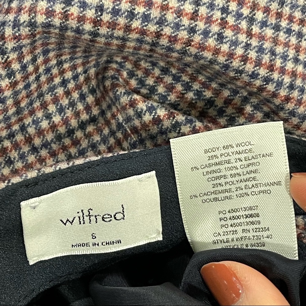 Aritzia Wil­fred Wrap Style Muted Red&Blue Plaid Wool Cashmere Mini Skirt Size S - Picture 4 of 16